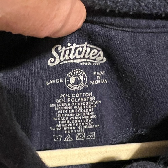 SOLD*** Sz L Boston Red Sox Hoodie Sweatshirt by STITCHES - Picture 3 of 11